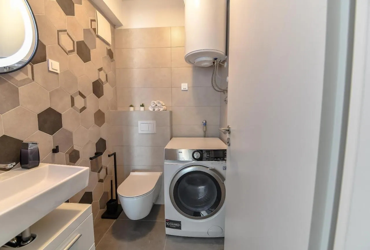 Spacious Apartment Nero With Free Parking Zadar Croatia